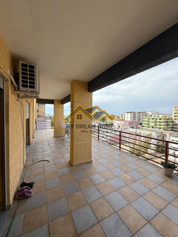 SHITET SUPER APARTAMENT 2+1+2 VERAND TEK KOMPLEKSI EKA NE PLAZH!