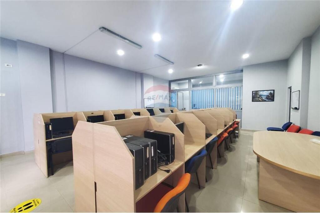 UFFICIO/AMBIENTE OPEN SPACE IN AFFITTO- VIA VACE ZELA