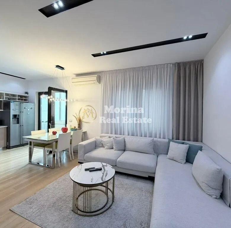 Shitet Apartament 3+1, Rruga Mine Peza, 245,000 Euro