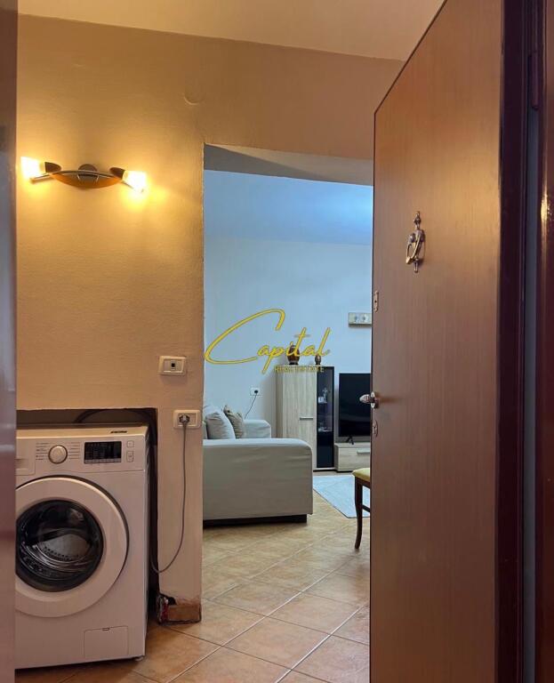 APARTAMENT ME QERA 2+1 MYSLYM SHYRI 700 EURO
