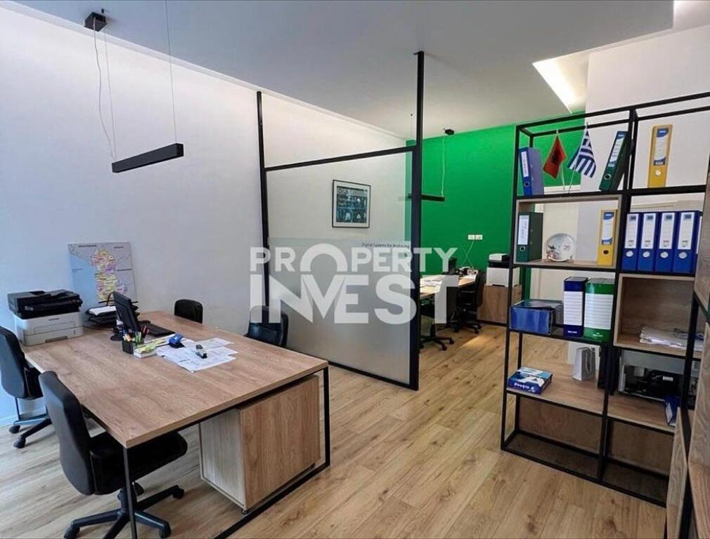 Negozio/ Ufficio in Vendita📍Città Studentesca OCCASIONE