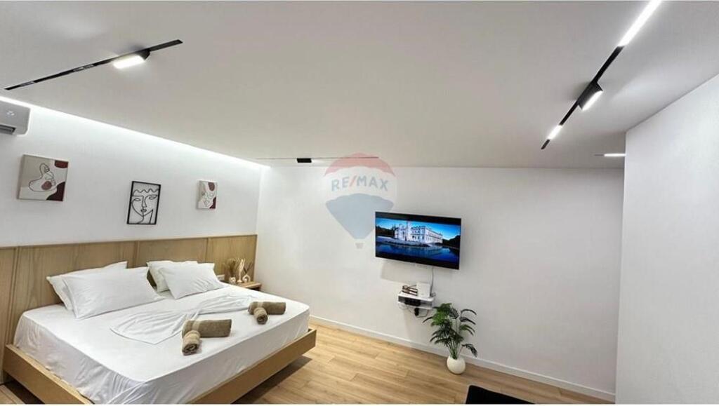 Studio apartment for rent on Mine Peza Street, near Bati Restaurant.