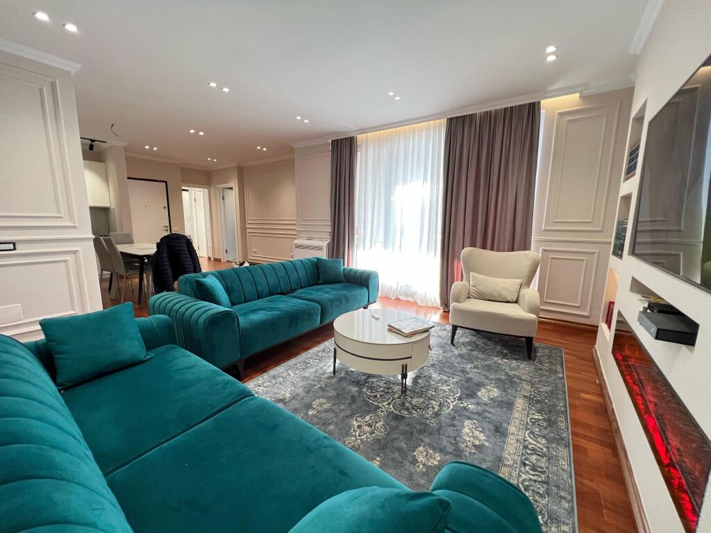 📣 QERA SUPER Apartament (Papafingo) 2+1+2Tualete , Sauna , Verande Dhe Parking 📍 Qender 🛣️ Rruga e "Kavajes"