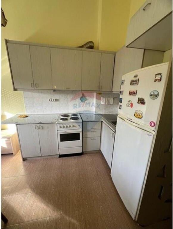 JEPET ME QIRA APARTAMENT 2+1 TEK SHALLVARET!