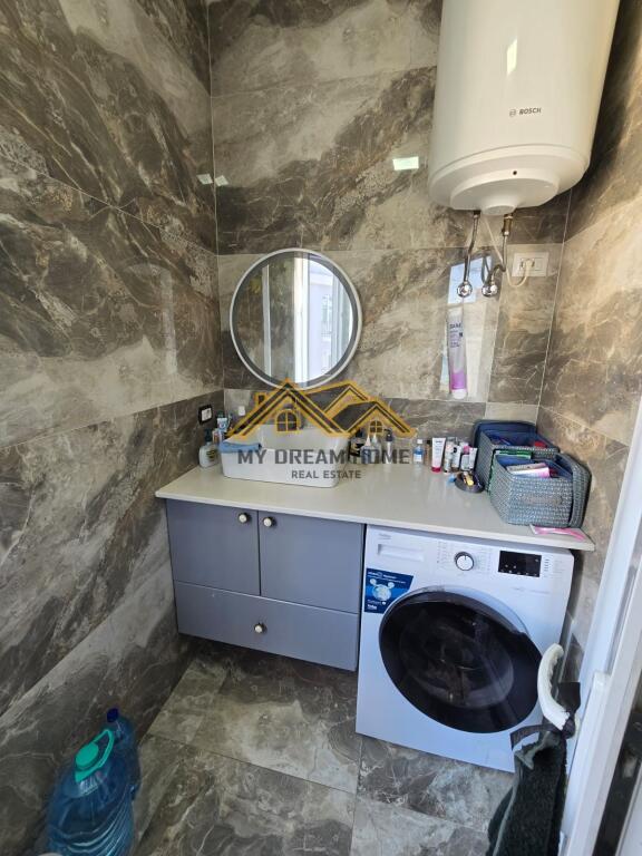 JEPET ME QIRA SUPER APARTAMENT 2+1 PLAZH DURRES!