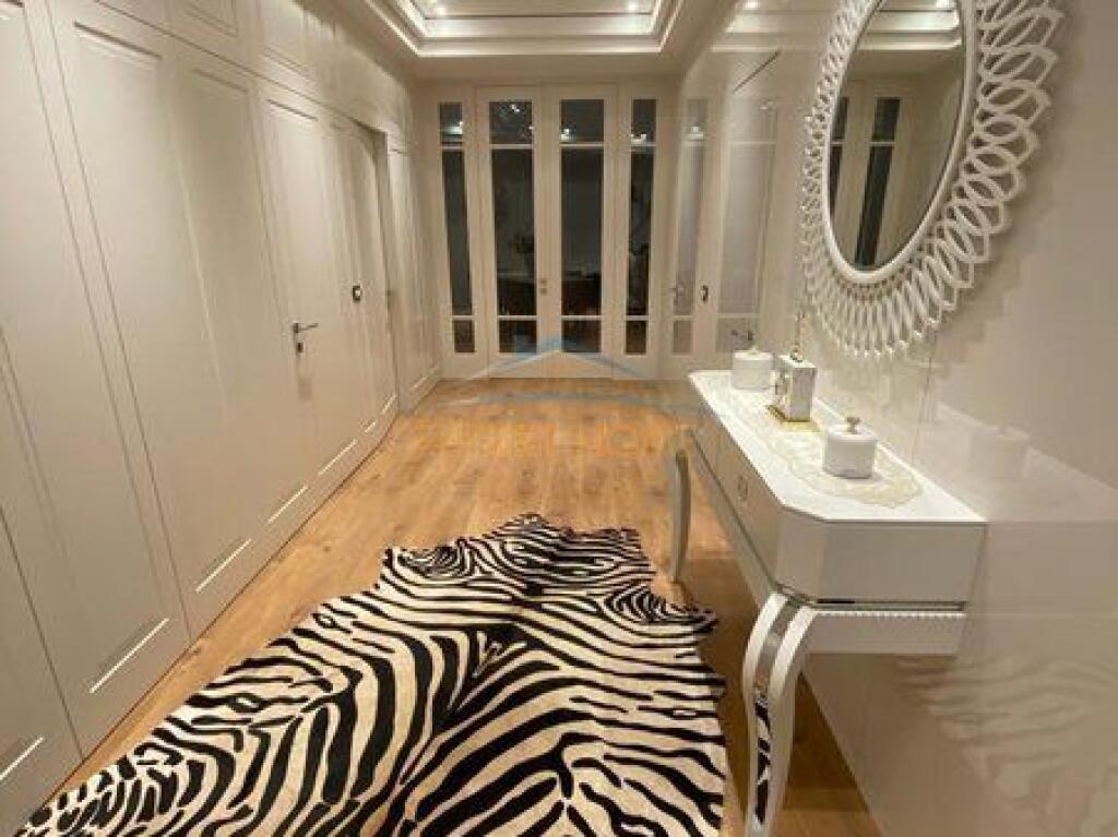 Shitet Apartament Luxury 3+1+2, Fusha e Aviacionit ,Tirane