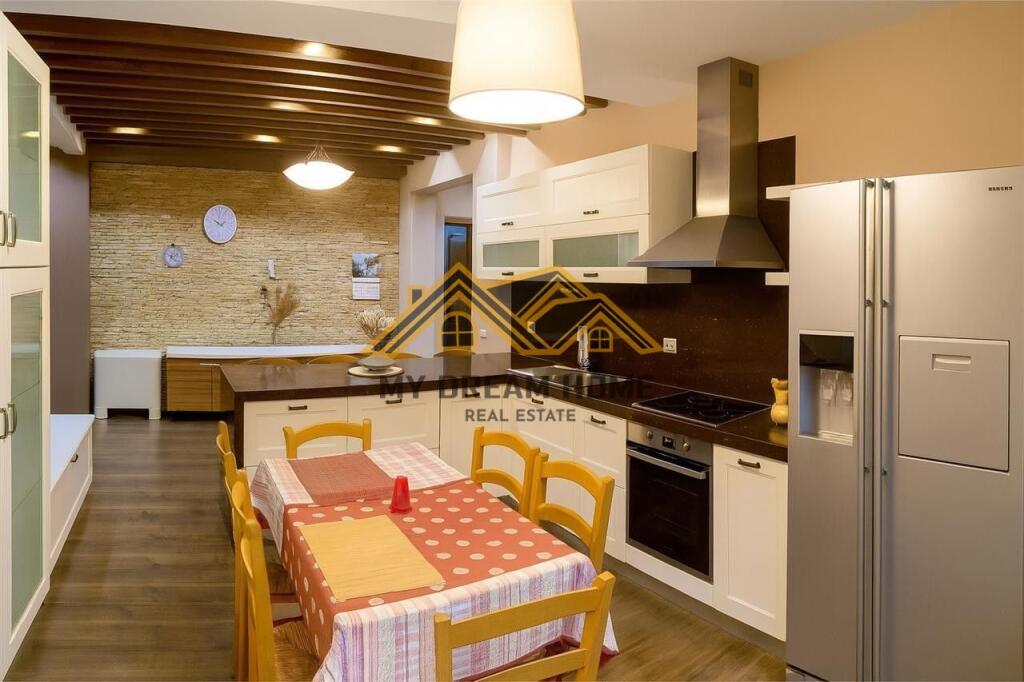 PENTHOUSE 2+1+2 +DEPO+VERANDE, ME PAMJE DETI, NE VOLLGA DURRES, PER SHITJE !