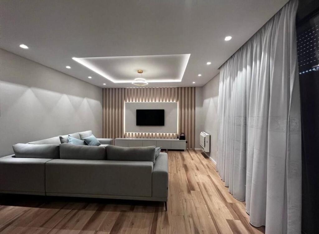 Shitet super apartament 1+1 te Rezidenca “Sofia” pranë Teg!
