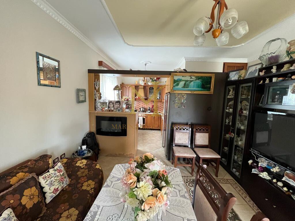 Apartament me qera kati 2 prane ures se dajlanit