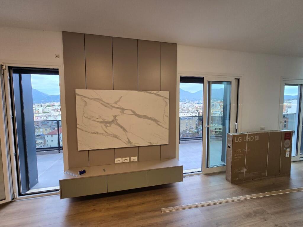 📌Apartament 2+1+2 + 🅿️ me Qira – Pranë Shkollës së Kuqe