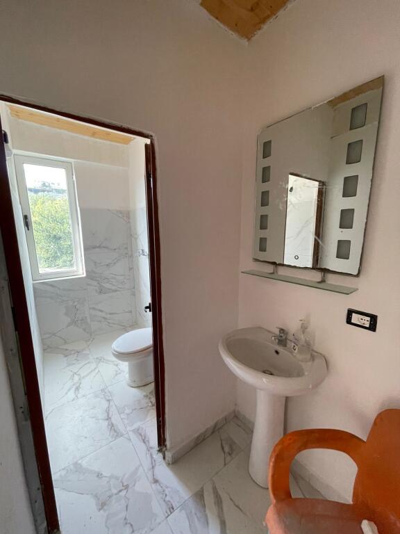 3RD FLOOR OF A 3-STOREY VILLA FOR RENT 2+1 CEZMA FERRES