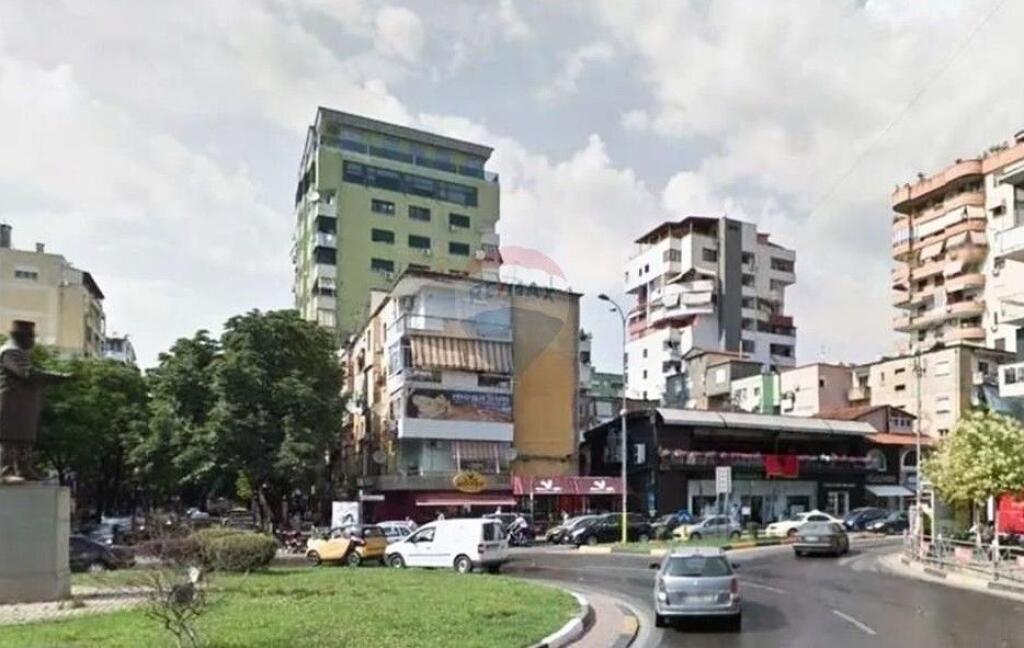 Negozio - In Vendita - Piazza Willson, Tirana !!! ID: 530361001-950