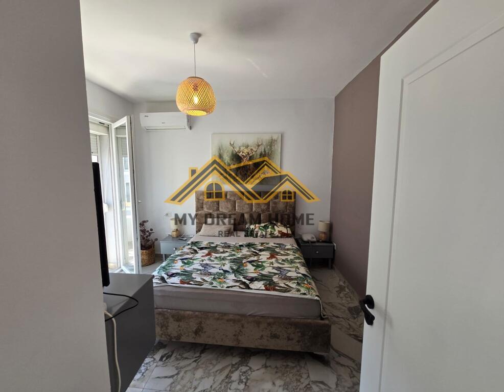 JEPET ME QIRA SUPER APARTAMENT 2+1 PLAZH DURRES!