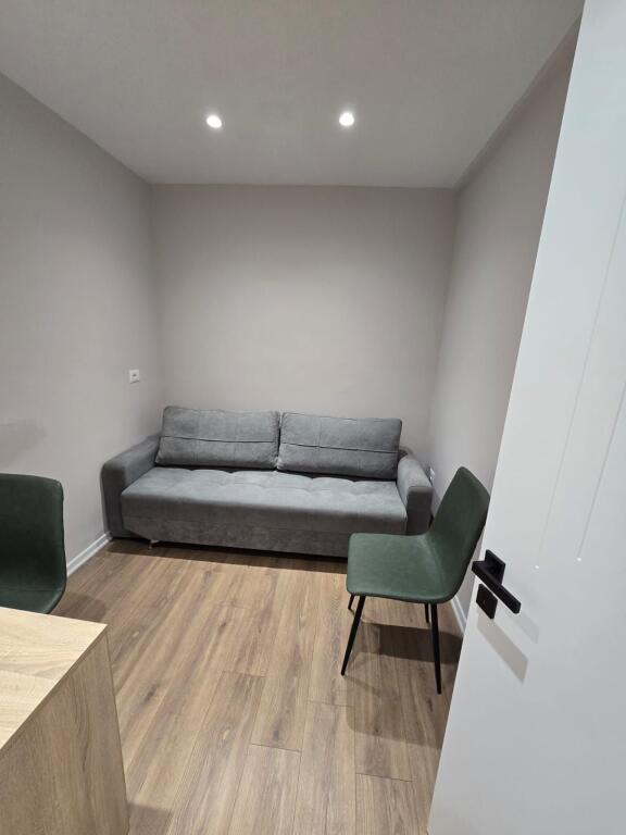 📌 Appartamento 1+1+ studio in affitto – Viale “Zogu I”