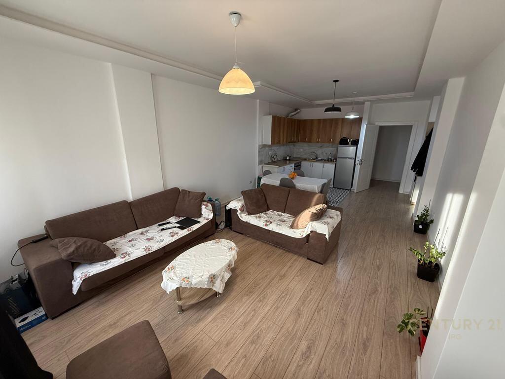 Apartament 1+1 te Kopshti Zoologjik! 145,000 €
