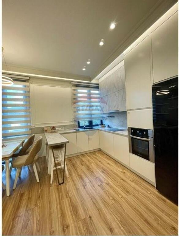 APARTAMENT 2+1+2 PLUS PARKIM ME QIRA TE PARK GATE!