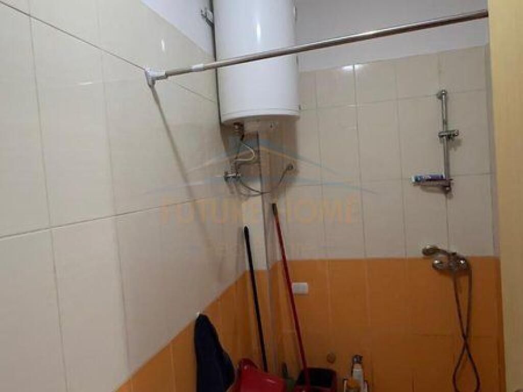 Shitet Apartament 1+1 Prane Eleonores, Kodra e Diellit, Tirane.