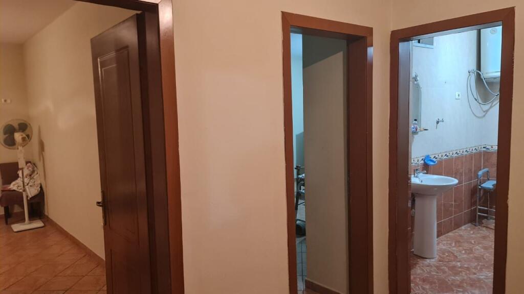 Jepet Apartament me qera
