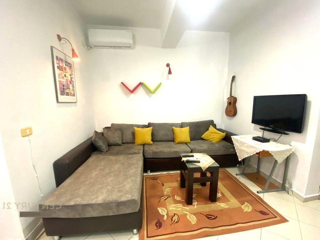 For Rent 1+1, Kavaja Street