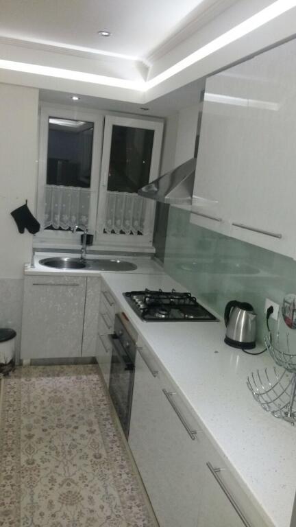 Apartament - Për Qira 2+1  NE LAPRAKE