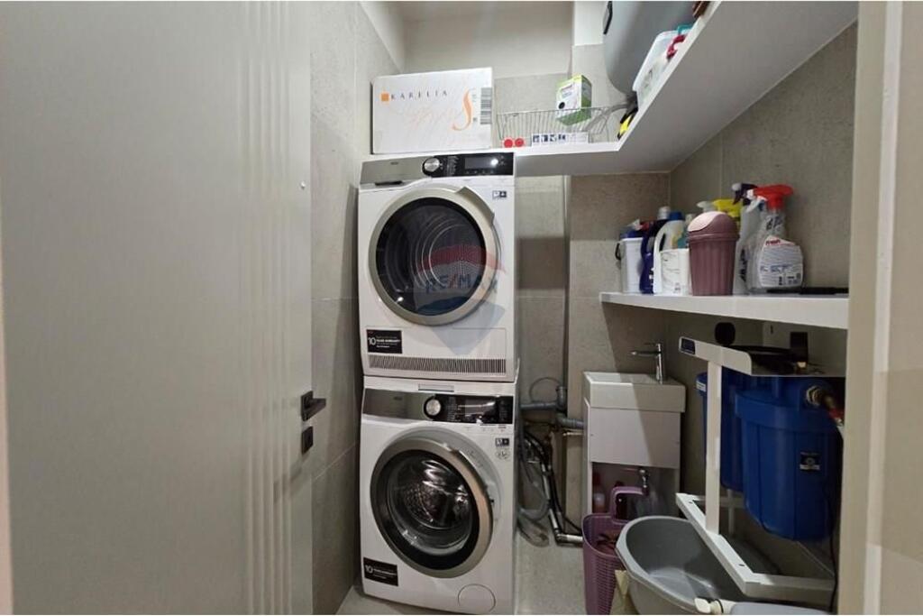 APARTAMENT+PARKIM PER SHITJE RR.KOSOVARVE