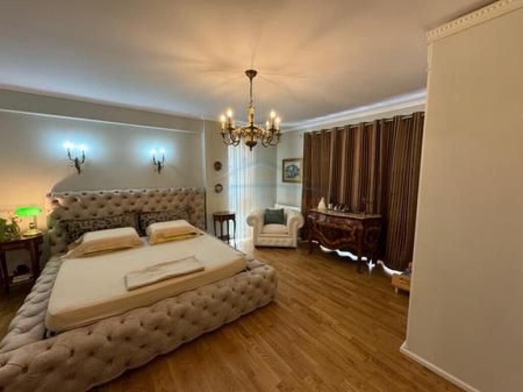 Shitet, Apartament 2+1, Rruga e Dibrës, Tiranë