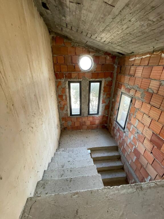 🏡 SHITET VILË 3 KATËSHE SPITALLE DURRES