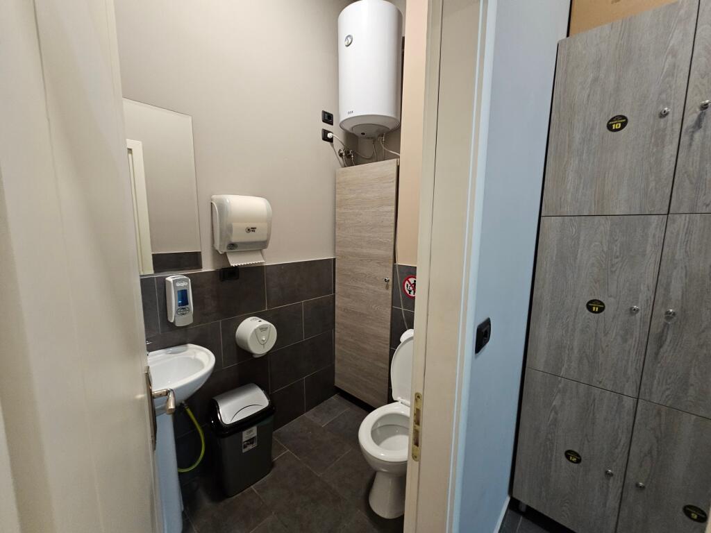 Shitet Njesi biznesi tek Ish Ekspozita! 102m2