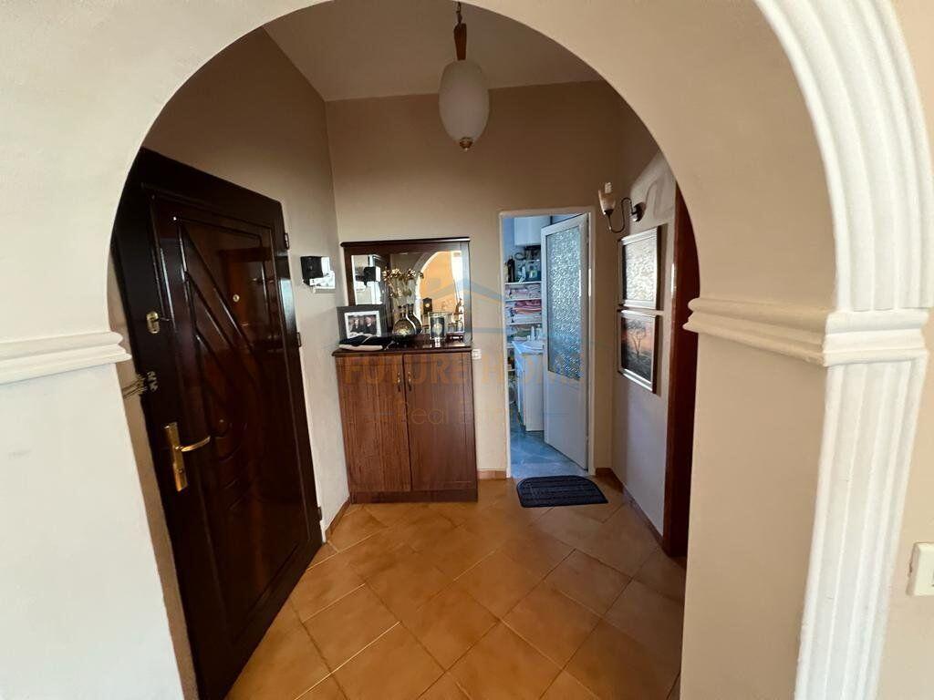 Shitet, Apartament 2+1, Zogu i Zi, Tirane