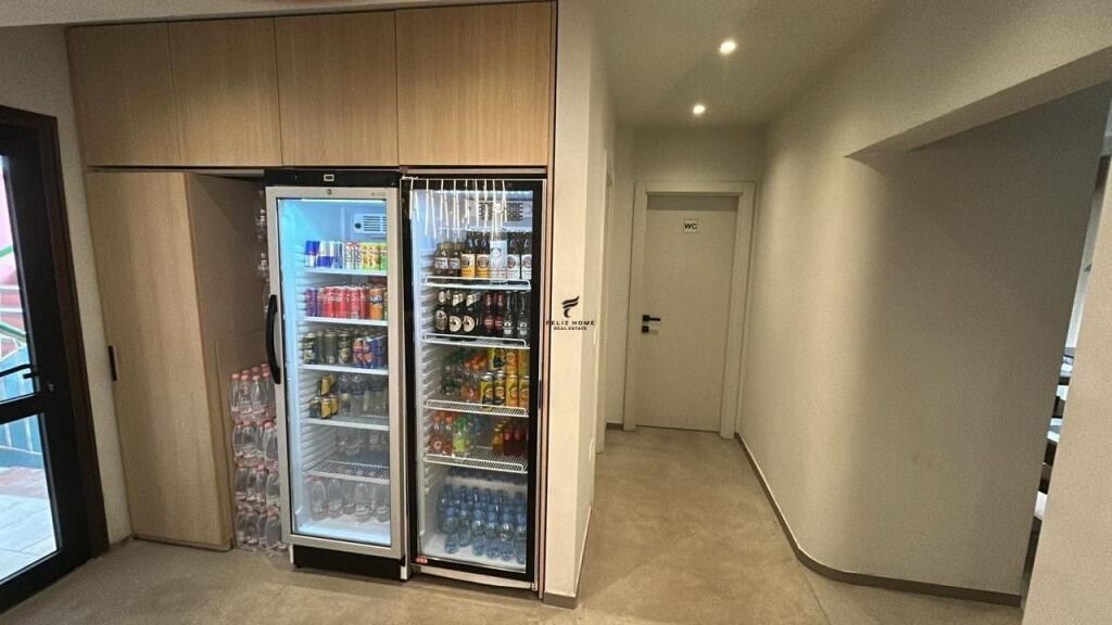 SHITET AMBIENT BIZNESI 76 M2 ALI DEMI 330.000 EURO