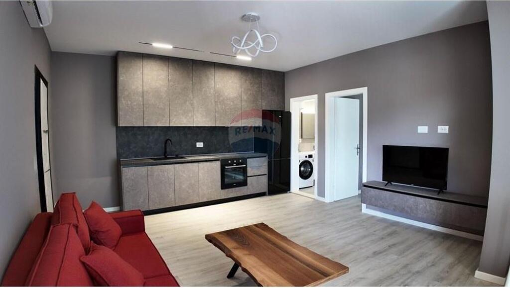 Godine Luksoze me qira - RRUGA "5 MAJI"