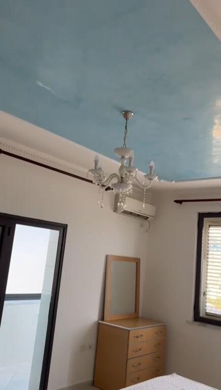 Jepet me qera apartament 2+1 te Rruga e Durresit