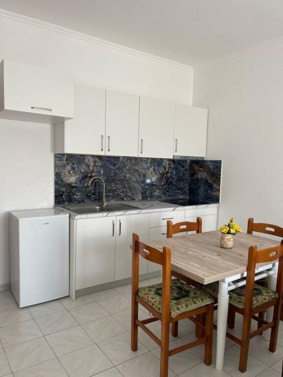 🏡 APARTAMENT ME QERA 2+1 PLAZH ILIRIA DURRËS