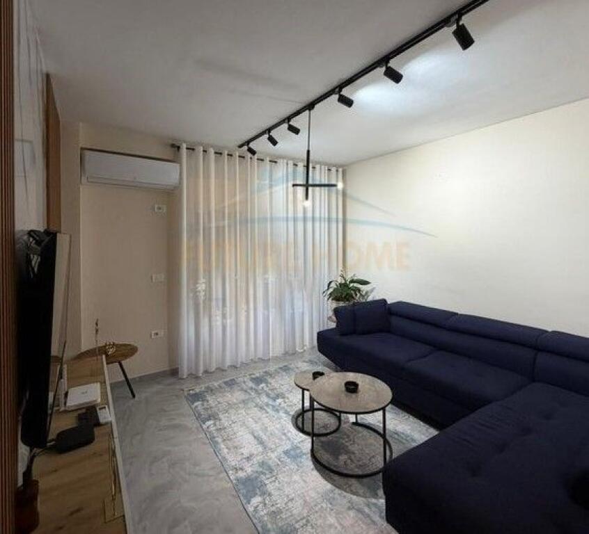 Shitet apartament 2+1 te Kompleksi Tom Doshi, Shkoze