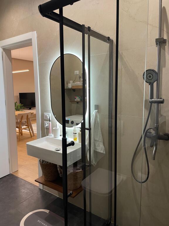 📌 JEPET ME QIRA APARTAMENT 1+1 + DEPO TEK GOLDEN PARK 3 📍 Përballë Spitalit Amerikan 3