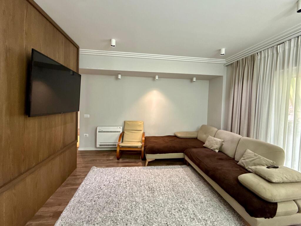 🏠 VENDESI APPARTAMENTO 3+1+2 – Via Kavajes