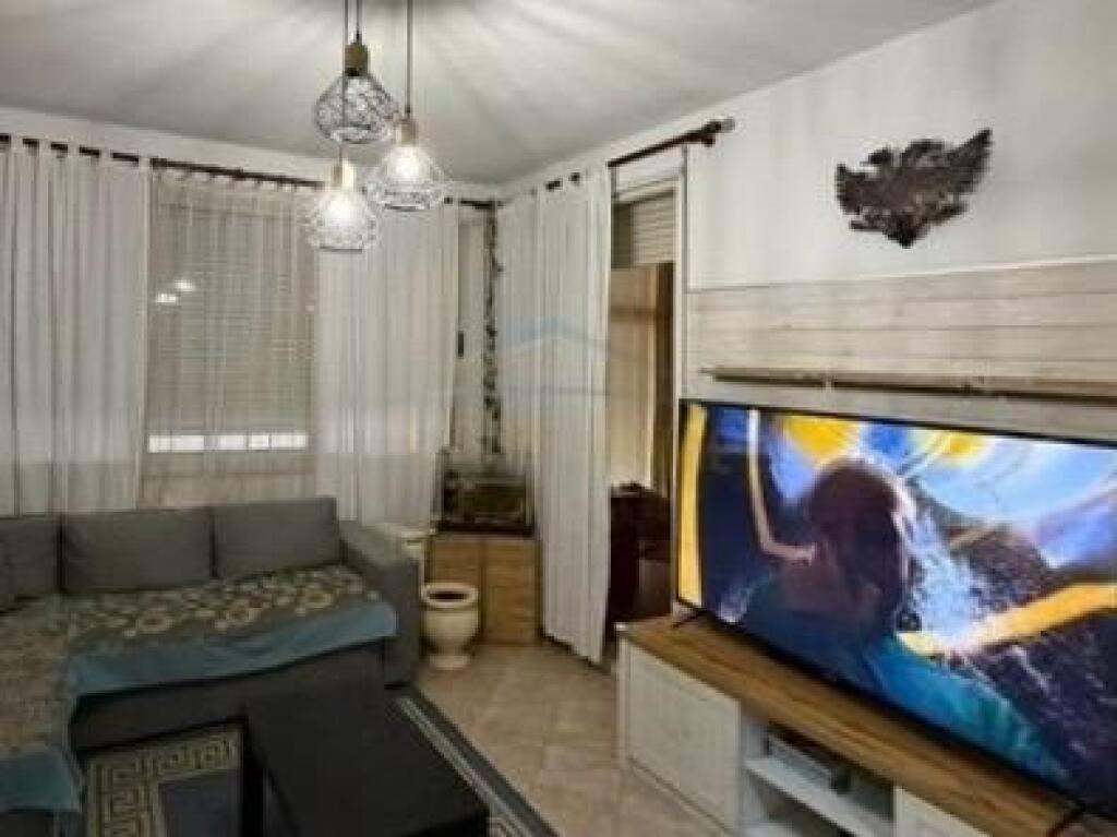 📍 Jepet me Qira Apartament 2+1 – Unaza e Re, Tiranë