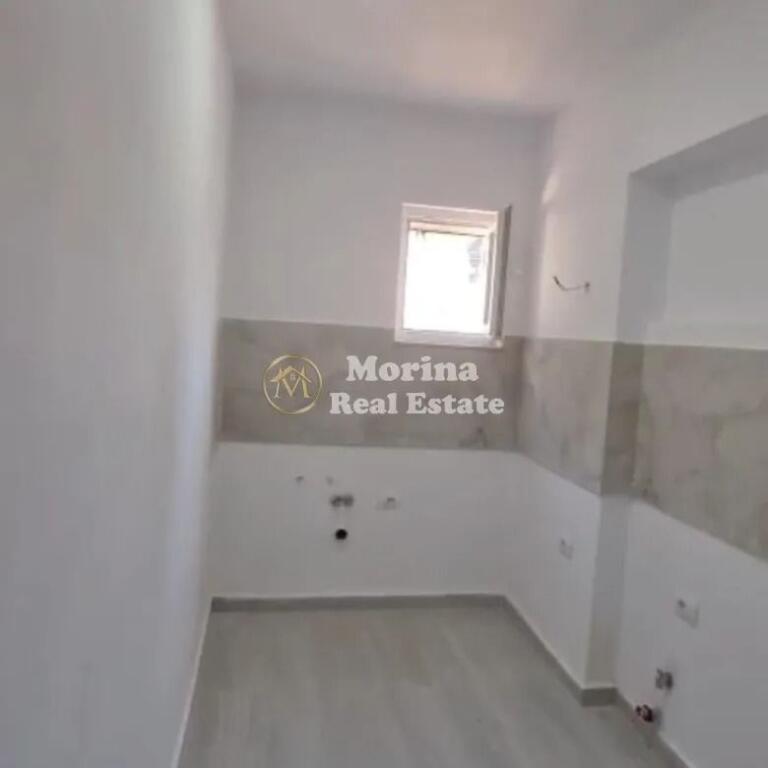 Shitje, Apartament, 3+ 1, afer Tregut Cam, Cmimi 204000 Euro