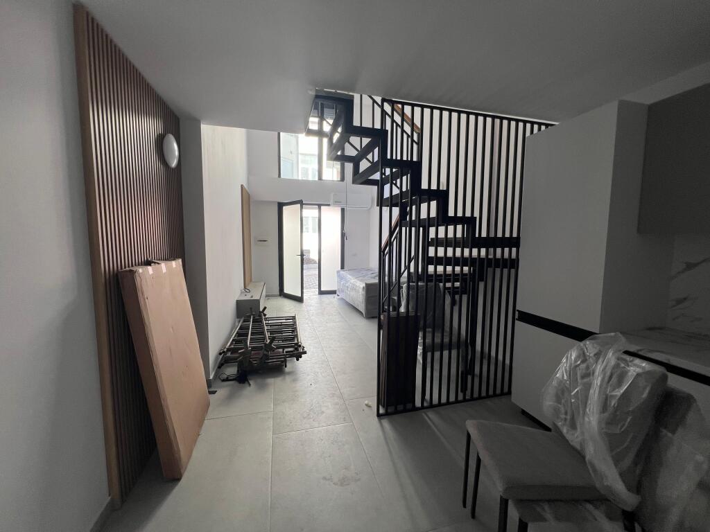 Duplex per shitje ne Lungomare