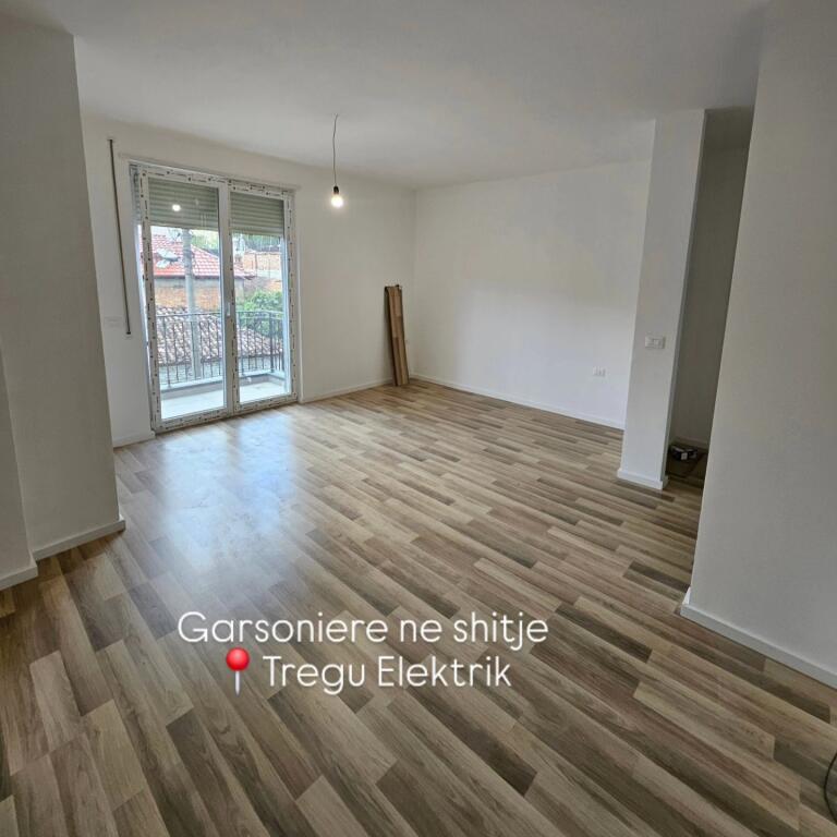 Garsoniere ne shitje