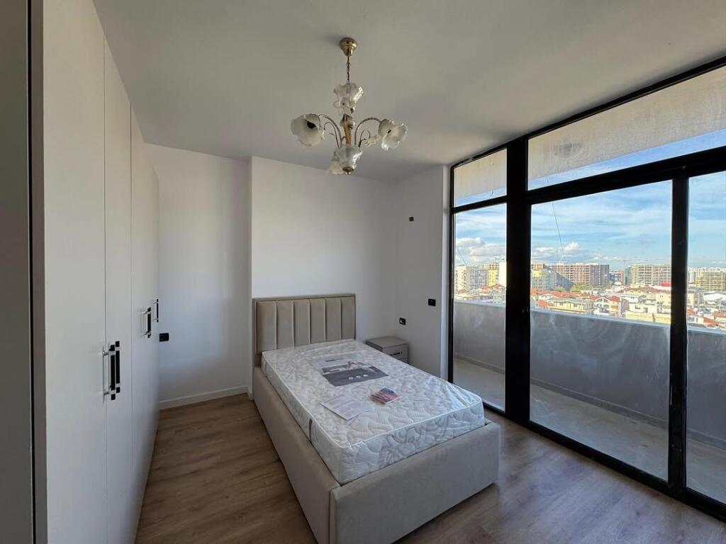Jepet me Qera Apartament 2+1 Pallati Globe📍Rr Kavajes