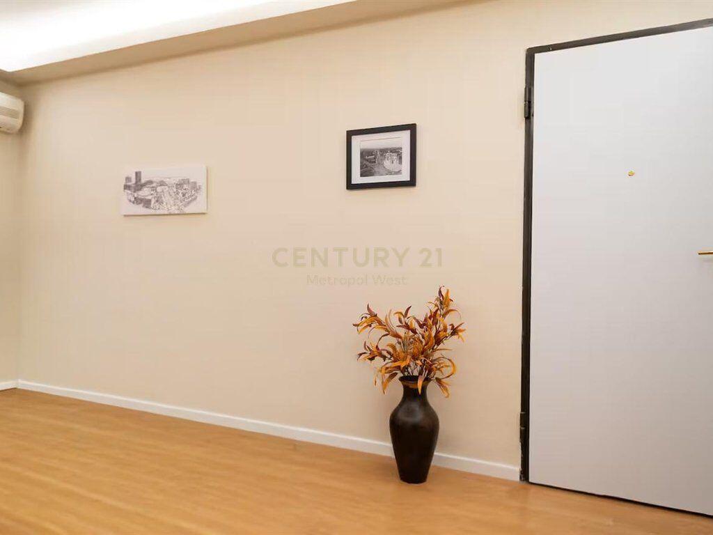 Office space near the New Market of ATSH! 480 € /Month