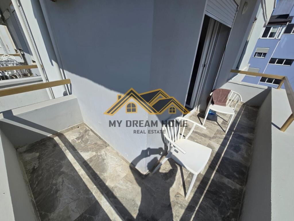 JEPET ME QIRA SUPER APARTAMENT 2+1 PLAZH DURRES!