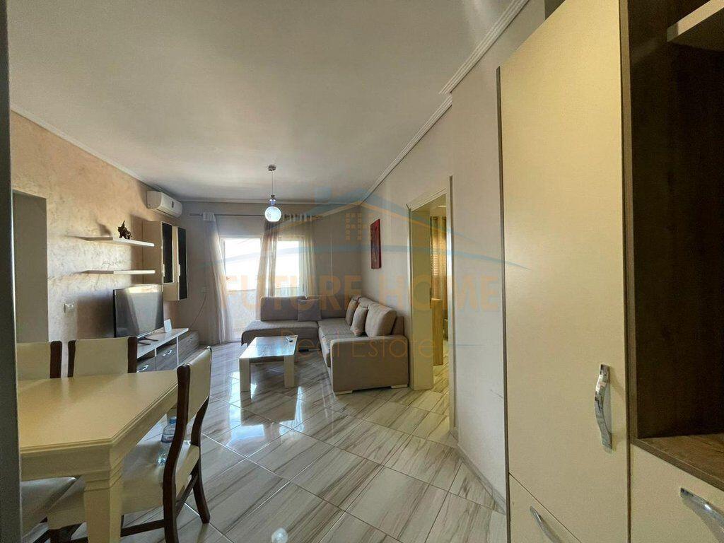 Qera, Apartament 2+1, Rruga "Myslym Shyri"