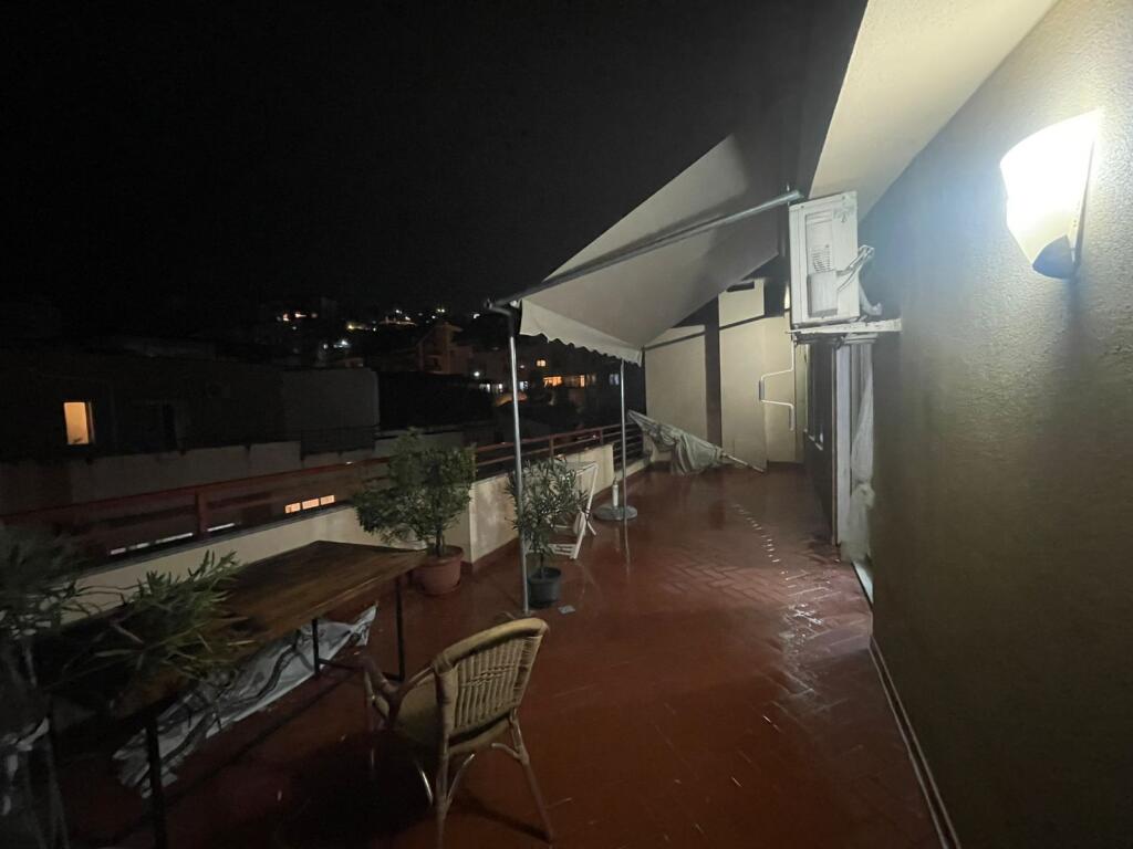 Apartament 1+1 me qira tek Liqeni i Thate