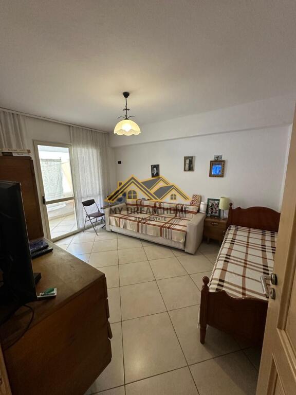 Apartament 2+1 në shitje te Rruga e re e Portit!