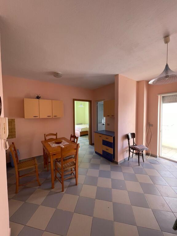 SHITET APARTAMENT 1+1 PRAN HOTEL ADRIATIK MUNDESI PER GARAZHD +15,000 EURO