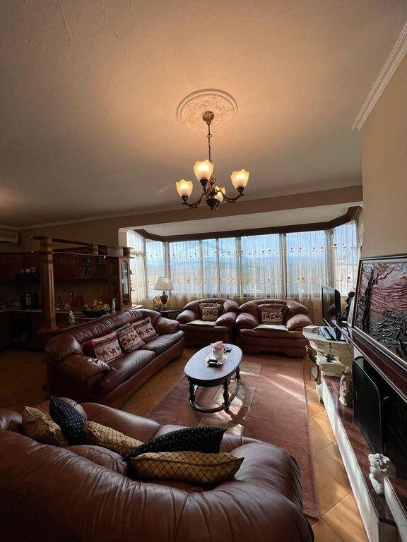 Shitet, Apartament 2+1, Zogu i Zi, Tirane