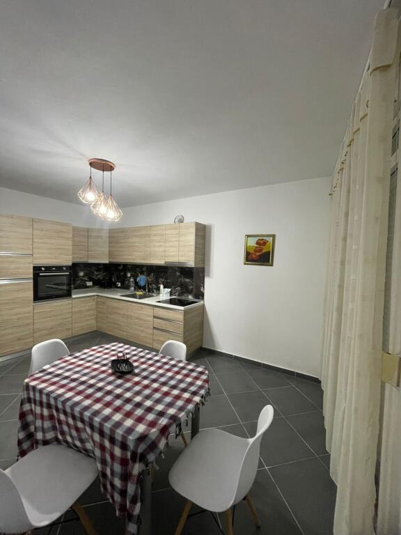 🏡 APARTAMENT ME QERA 2+1 ME PAMJE DETI URA DAJLANIT PLAZH DURRES
