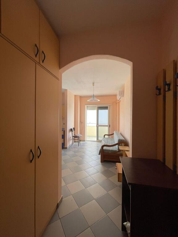 SHITET APARTAMENT 1+1 PRAN HOTEL ADRIATIK MUNDESI PER GARAZHD +15,000 EURO